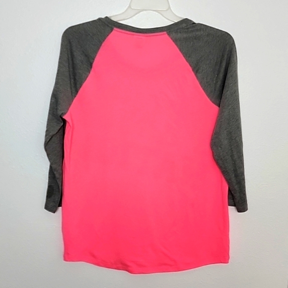 Women's  Pink Shirts - Picture 4 of 4